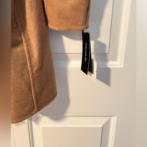 Tamari Coat, Size Large, Camel - Picture 3 of 9